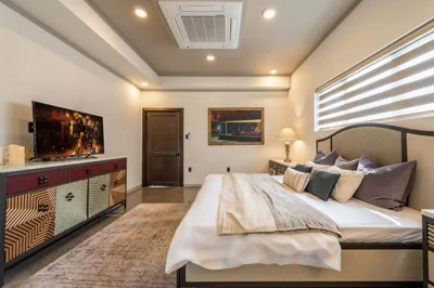 Elegant 4BR Duplex with Pool Access in Thao Dien Raymond Holm – Photos 2